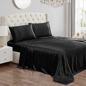 Juicy Couture , Full Size Silk Satin Bed Sheets, comforters & pillow cases